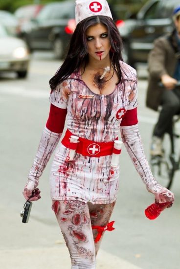 zombie infirmière très sale