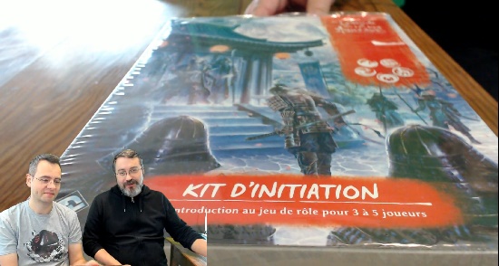 Chronique JDR : ça déboite L5R la boite d'initiation 1 merlin et fletch déballent la boite d'initiation du jeu de rôles L5R V5